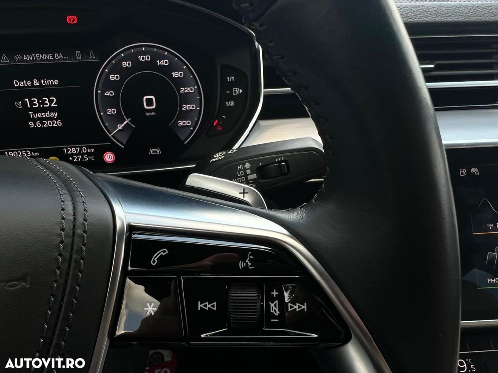 Audi A8 60 TFSI e quattro tiptronic - 38