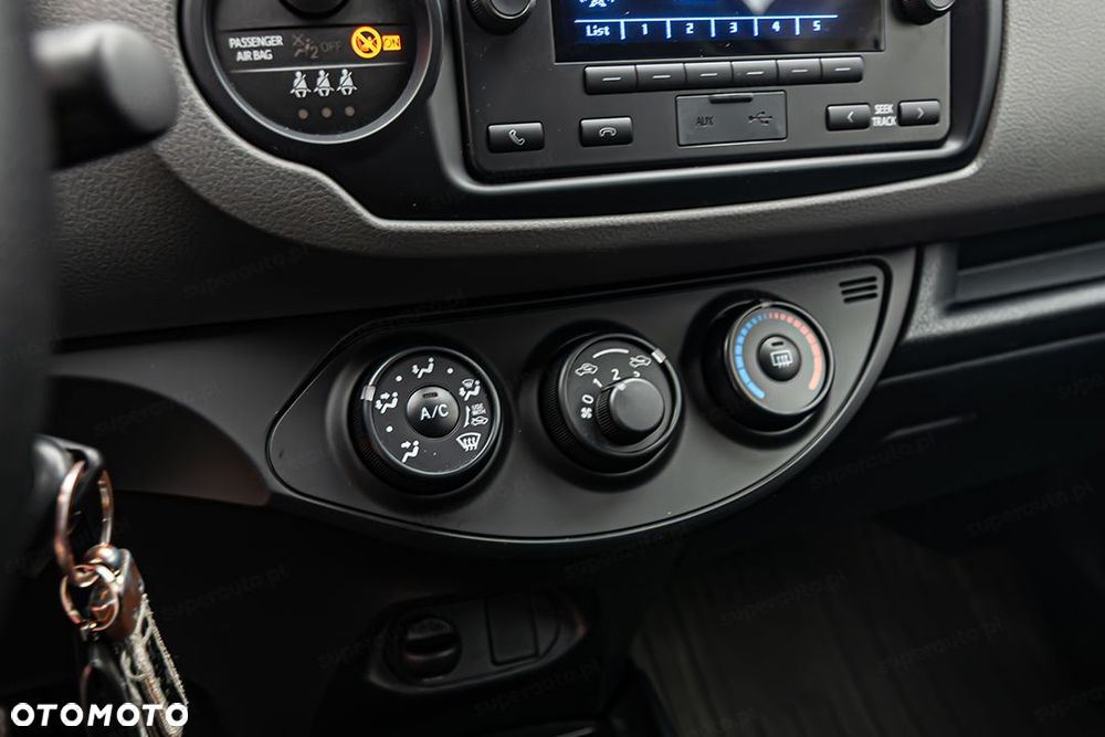 Toyota Yaris Active 1.5 111KM - 19