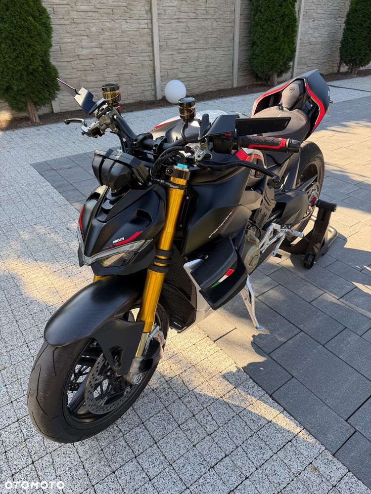 Ducati Streetfighter V4 - 1