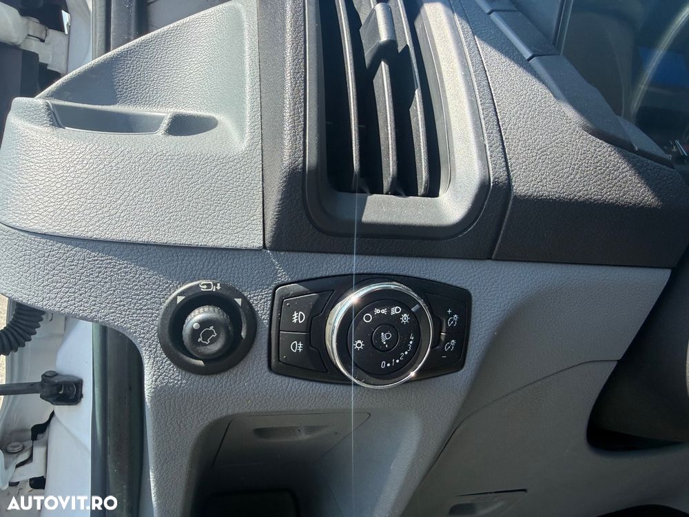 Ford Transit - 27