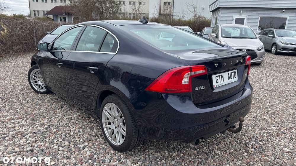 Volvo S60 D3 Geartronic Momentum - 10