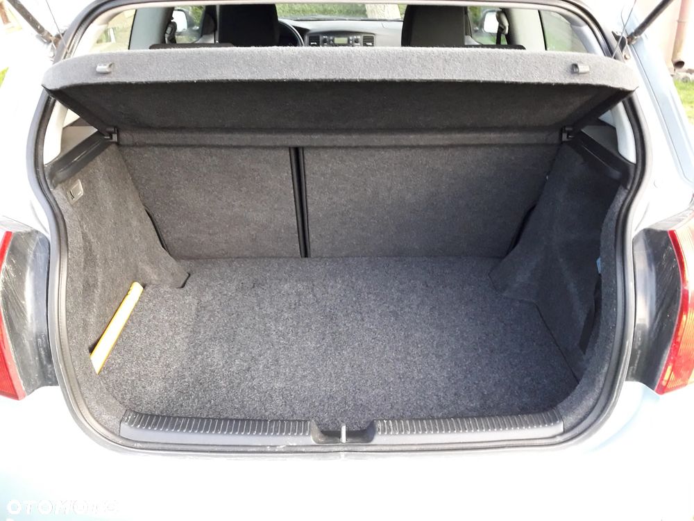 Toyota Corolla 1.6 VVT-i Dynamic - 16