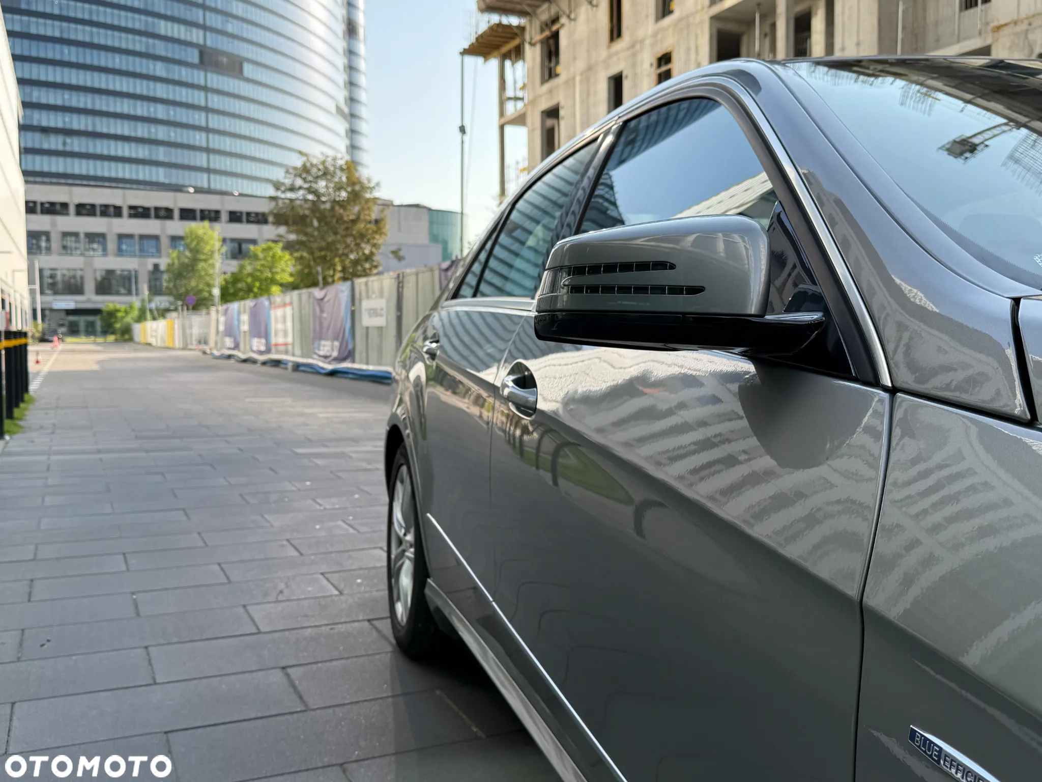 Mercedes-Benz Klasa E 200 CGI BlueEFFICIENCY Automatik Avantgarde - 11