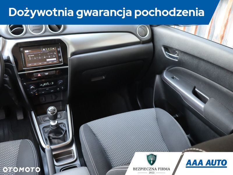 Suzuki Vitara - 10