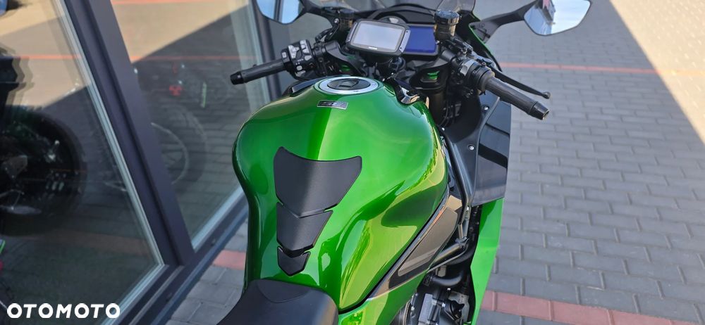 Kawasaki Ninja H2 SX - 8