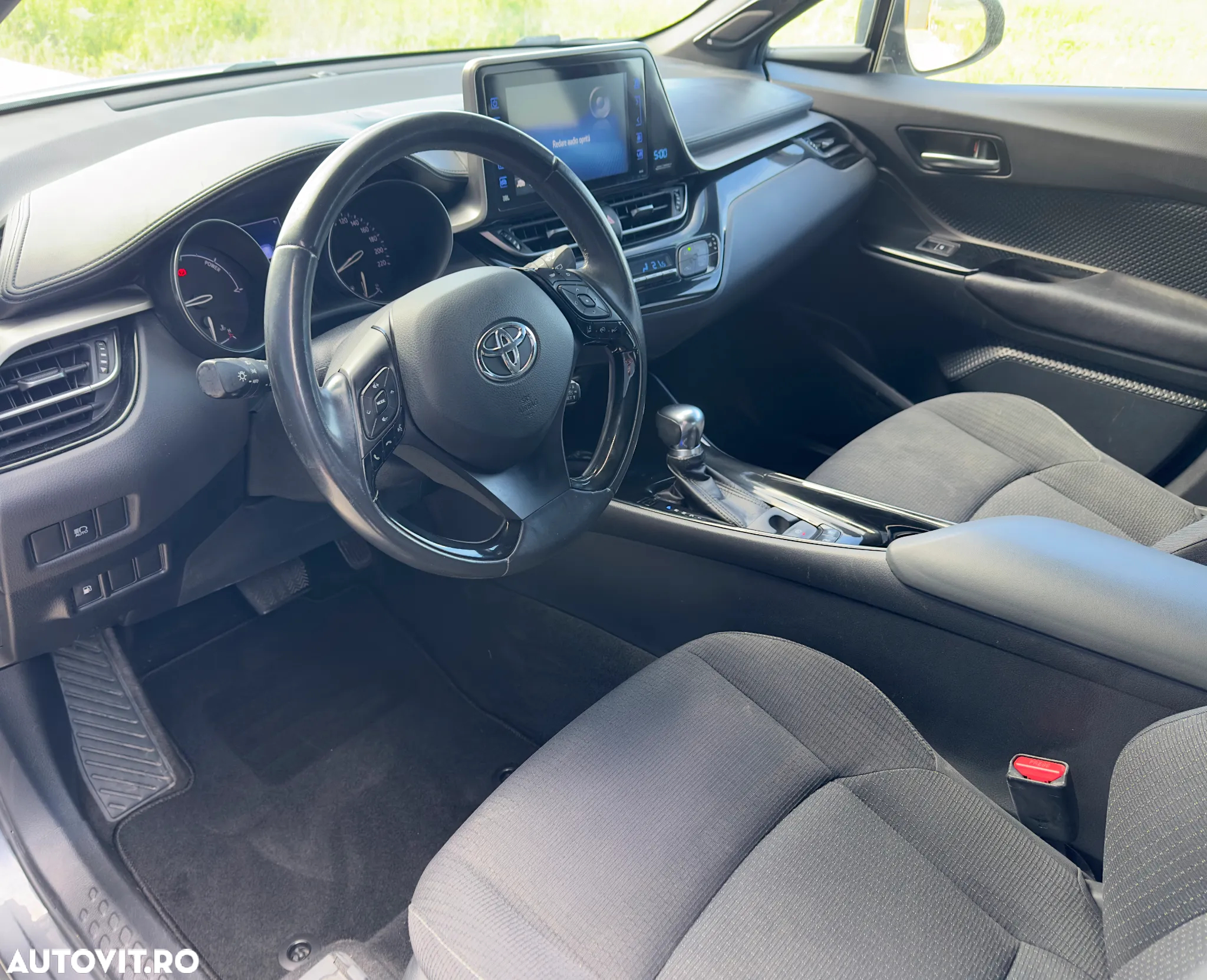 Toyota C-HR 1.8 HEV 140 CP 4x2 CVT Exclusive - 12
