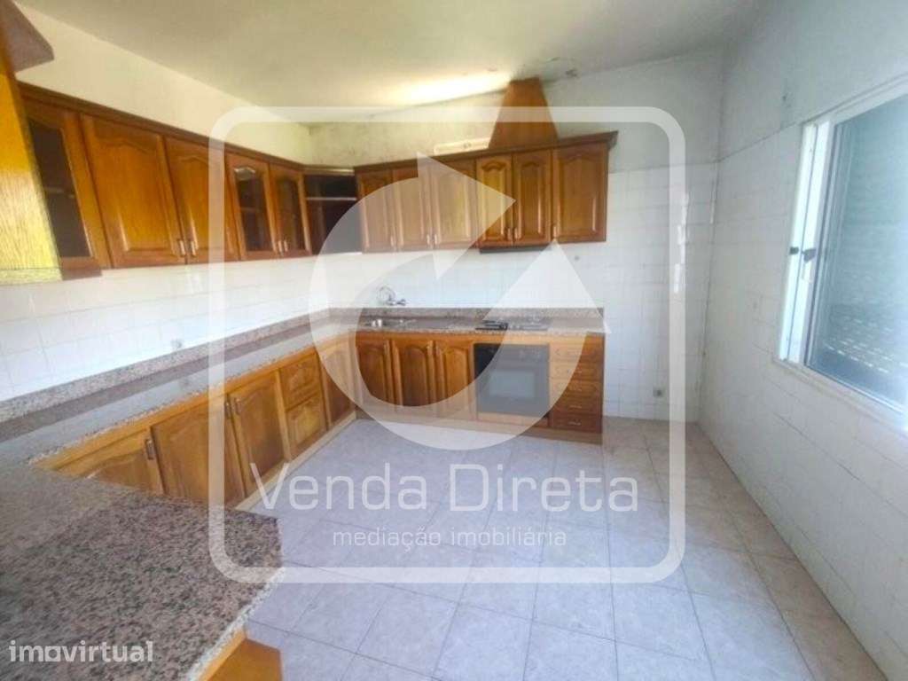 Moradia Isolada T2 + T2 com Potencial de Rentabilidade | Estreito d... - Grande imagem: 2/24