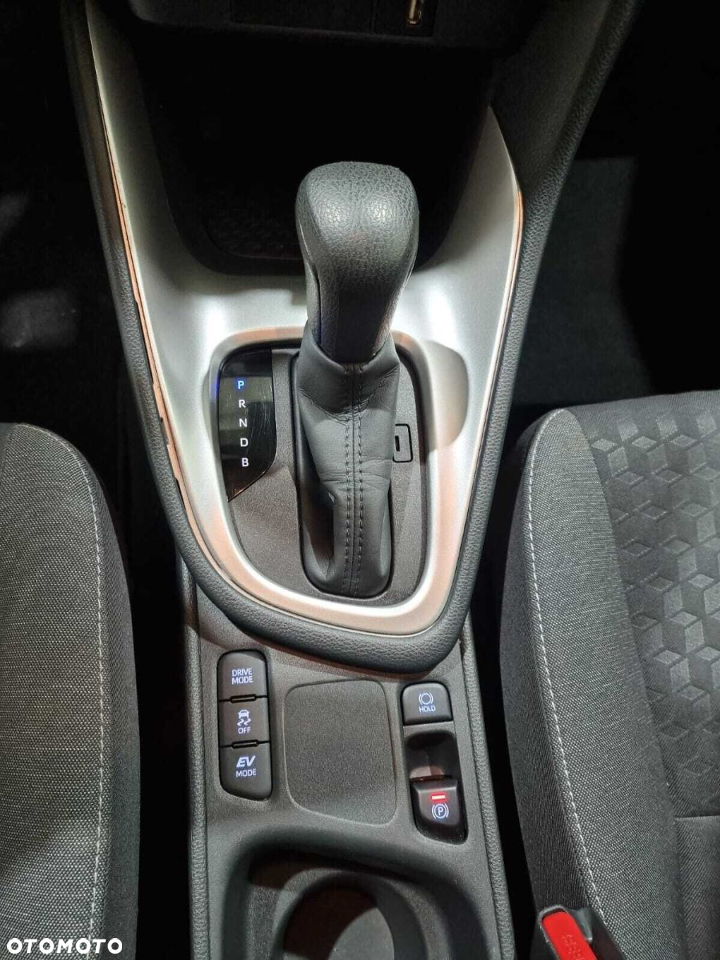 Toyota Yaris - 23