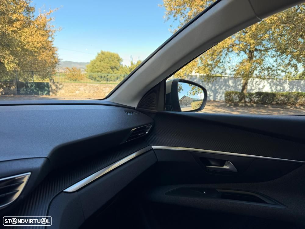 Peugeot 3008 1.6 BlueHDi Allure EAT6 J18 - 29