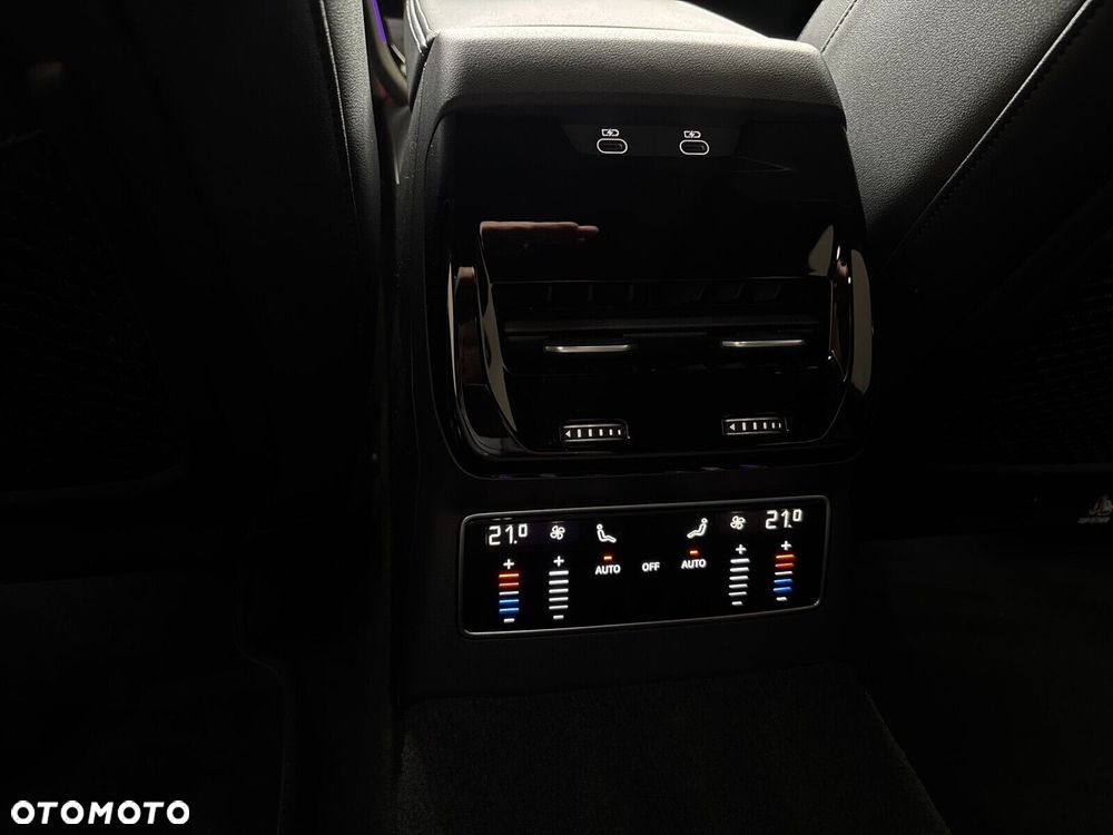 Audi A6 Avant - 27