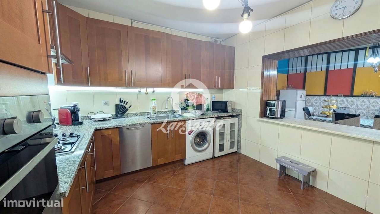 Moradia T4 com Jardim e Garagem Fechada na Póvoa de Varzim - Grande imagem: 2/16