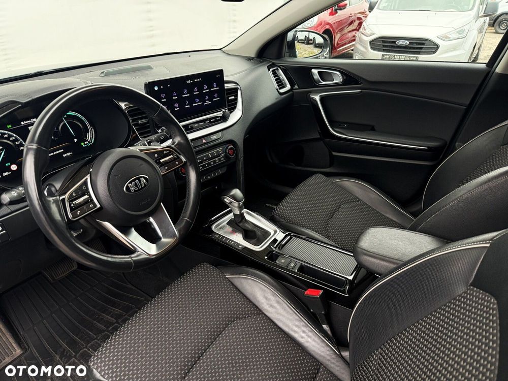 Kia XCeed 1.6 GDI PHEV L Business Line DCT - 12