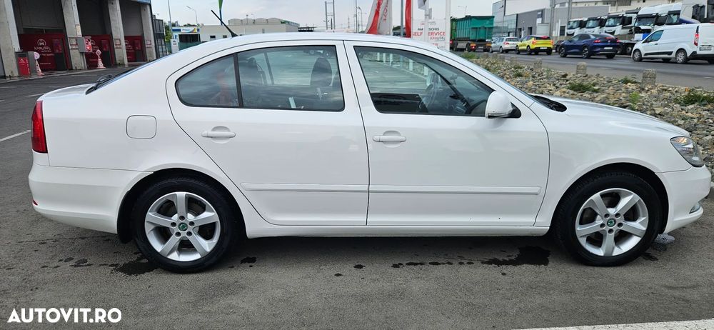 Skoda Octavia 2.0 TDI Ambiente - 4