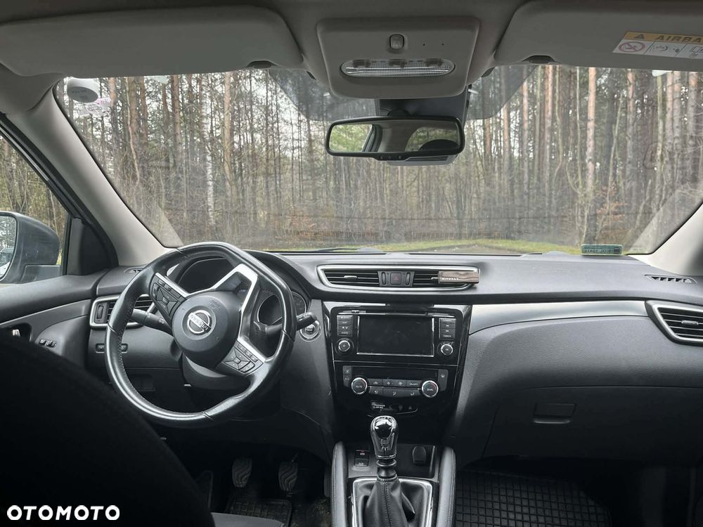 Nissan Qashqai 1.3 DIG-T N-Connecta - 12