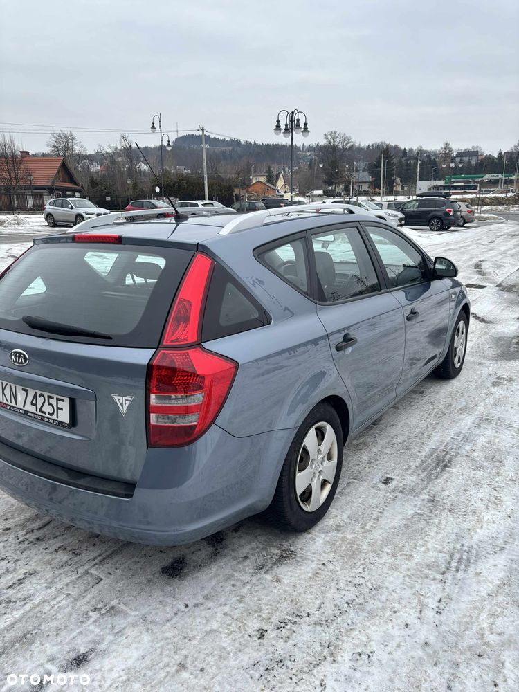 Kia Ceed 1.4 CVVT LX - 5
