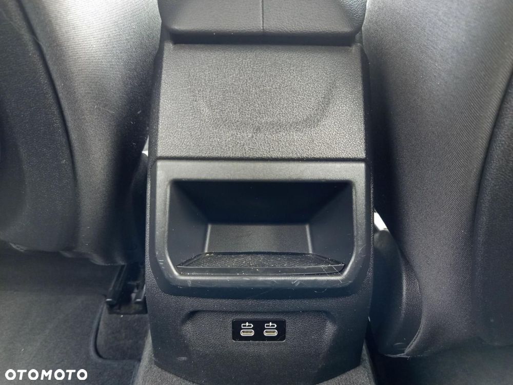 BMW Seria 1 - 21