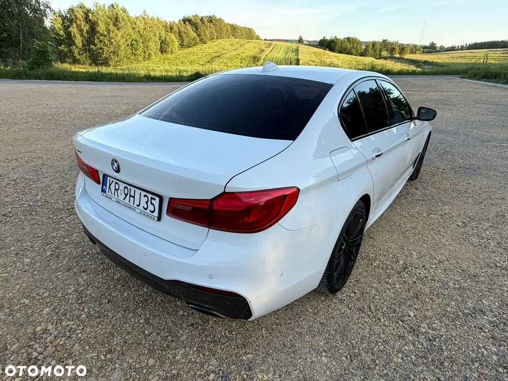 BMW Seria 5 520d xDrive Sport - 14