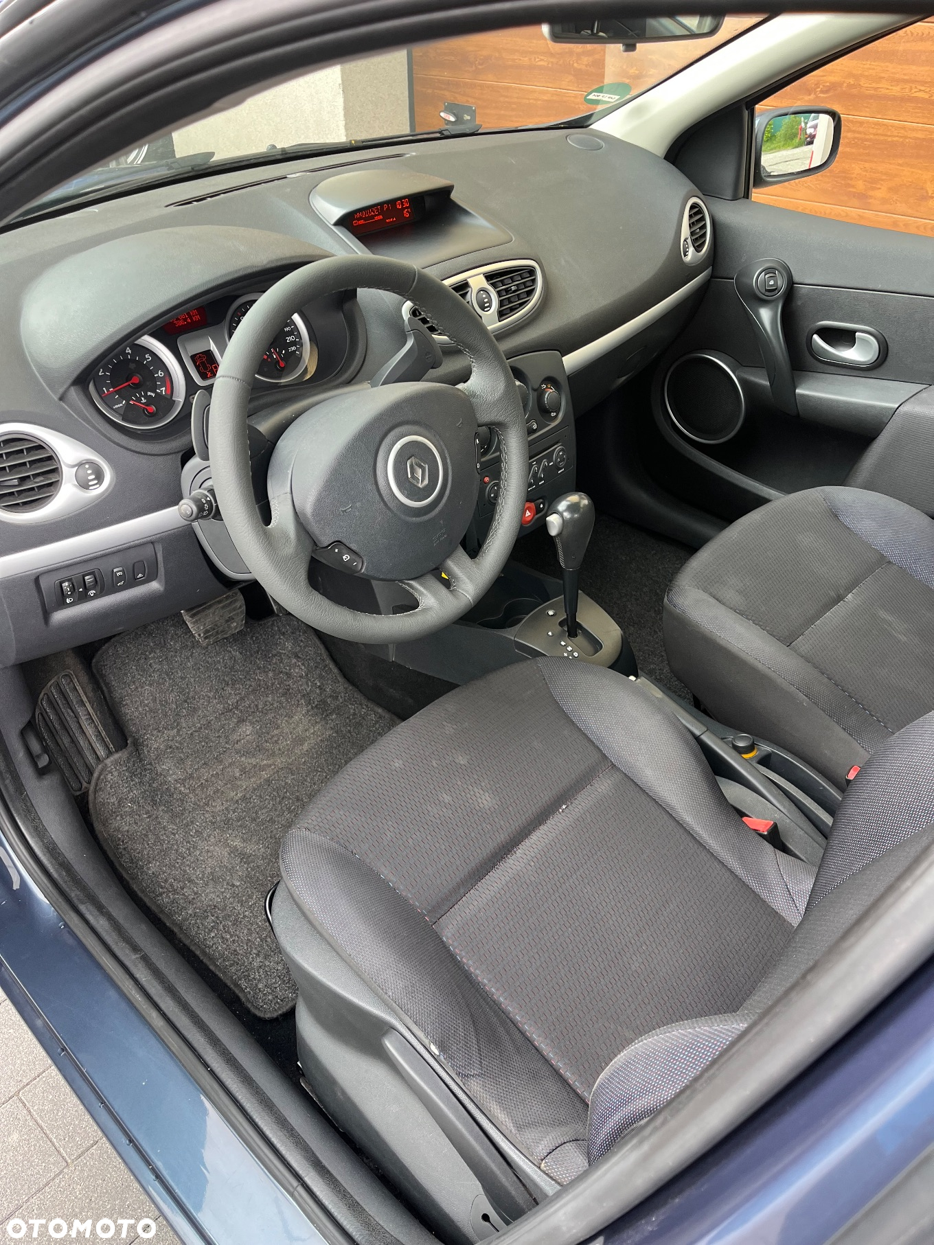 Renault Clio 1.6 16V Alize - 11