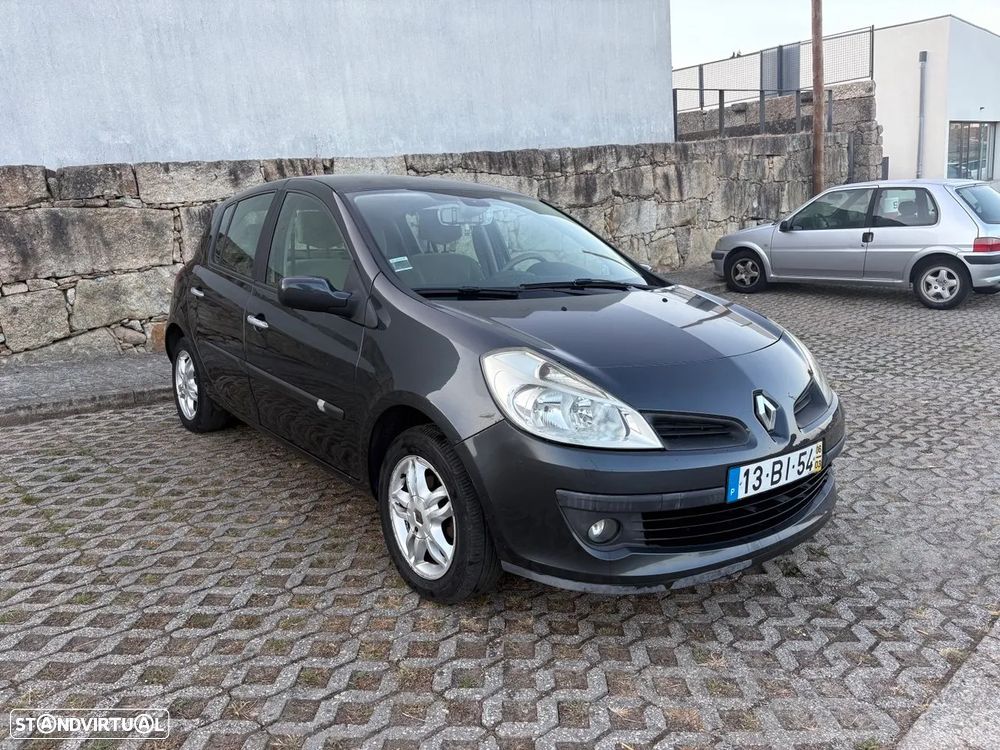 Renault Clio 1.2 16V Dynamique - 2