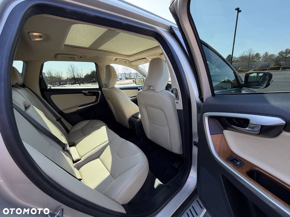 Volvo XC 60 - 14