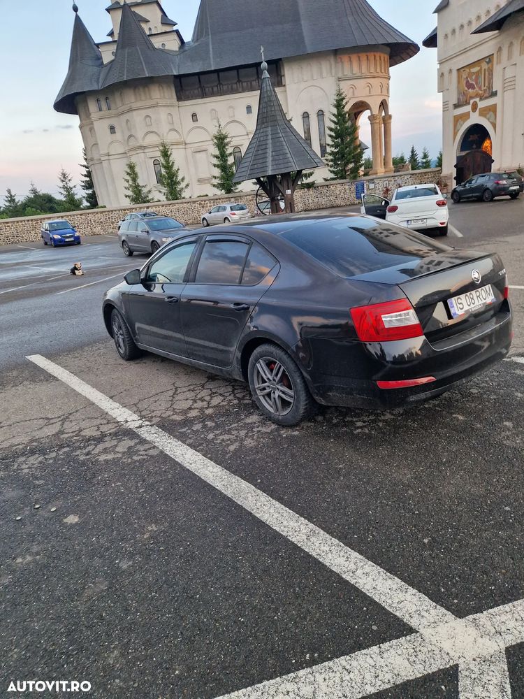 Skoda Octavia 1.6 TDI ELEGANCE - 8