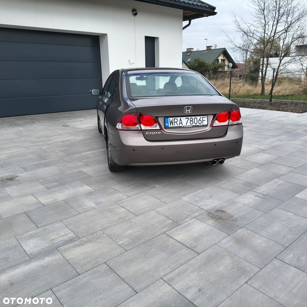 Honda Civic 1.8 Executive - 2