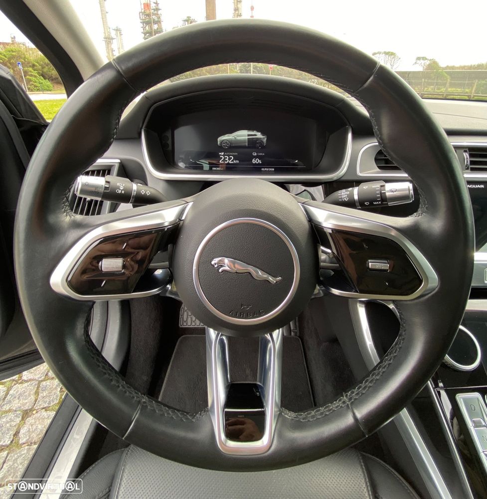 Jaguar I-Pace - 8