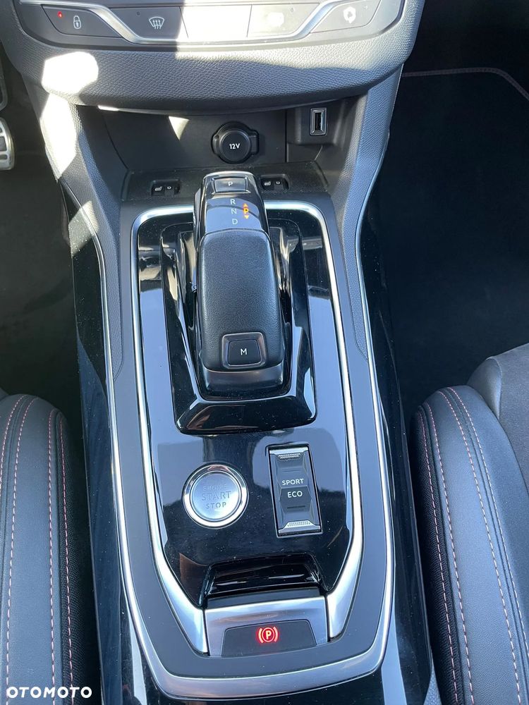 Peugeot 308 BlueHDi FAP 180 EAT8 Stop & Start GT - 15