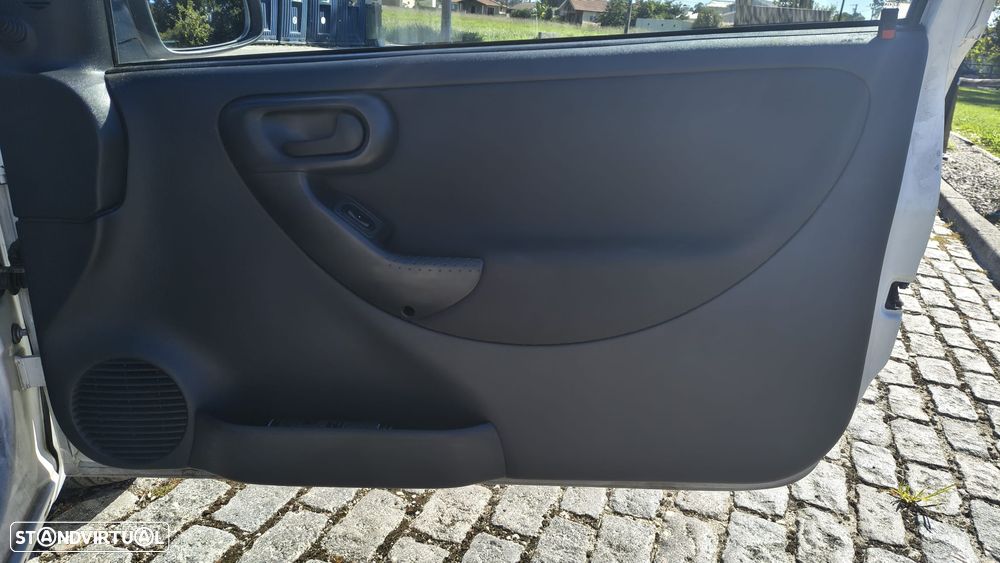 Opel Corsa 1.3 CDTi Enjoy - 15