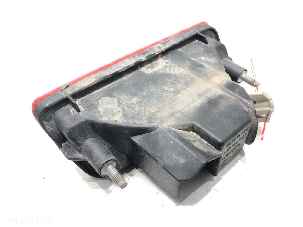 LAMPA ZDERZAKA TYŁ - 84.00 PLN - NISSAN JUKE (F15) 2010 - 2022 1.6 DIG-T 140 kW [190 KM] benzyna - 2