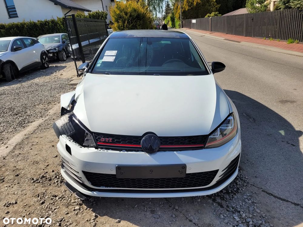 Volkswagen Golf 2.0 TSI BMT GTI - 2