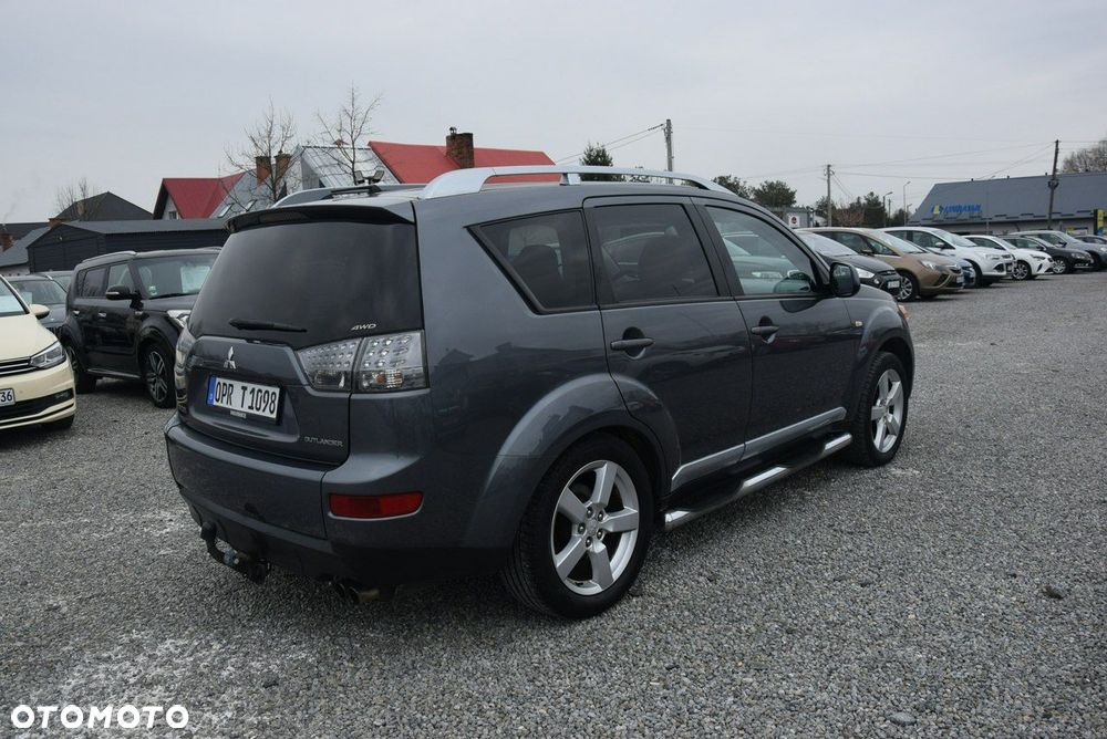 Mitsubishi Outlander 2.0 DI-D 4WD Inform - 13