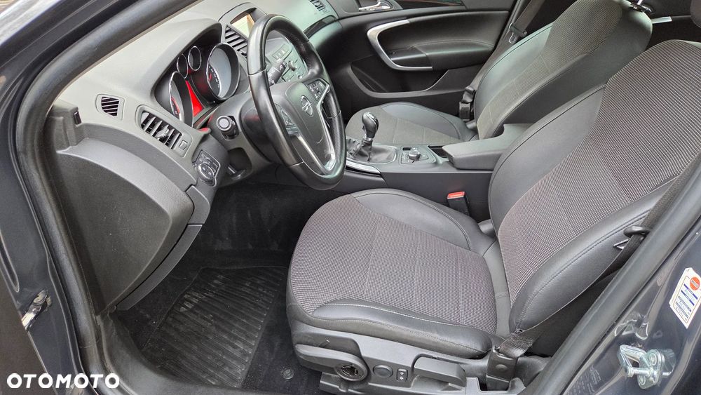 Opel Insignia 1.6 T Cosmo - 22