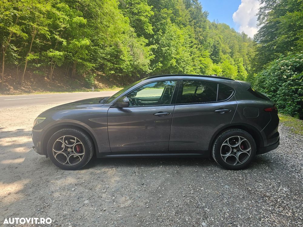 Alfa Romeo Stelvio 2.2 JTDM AWD AT8 Estrema - 2