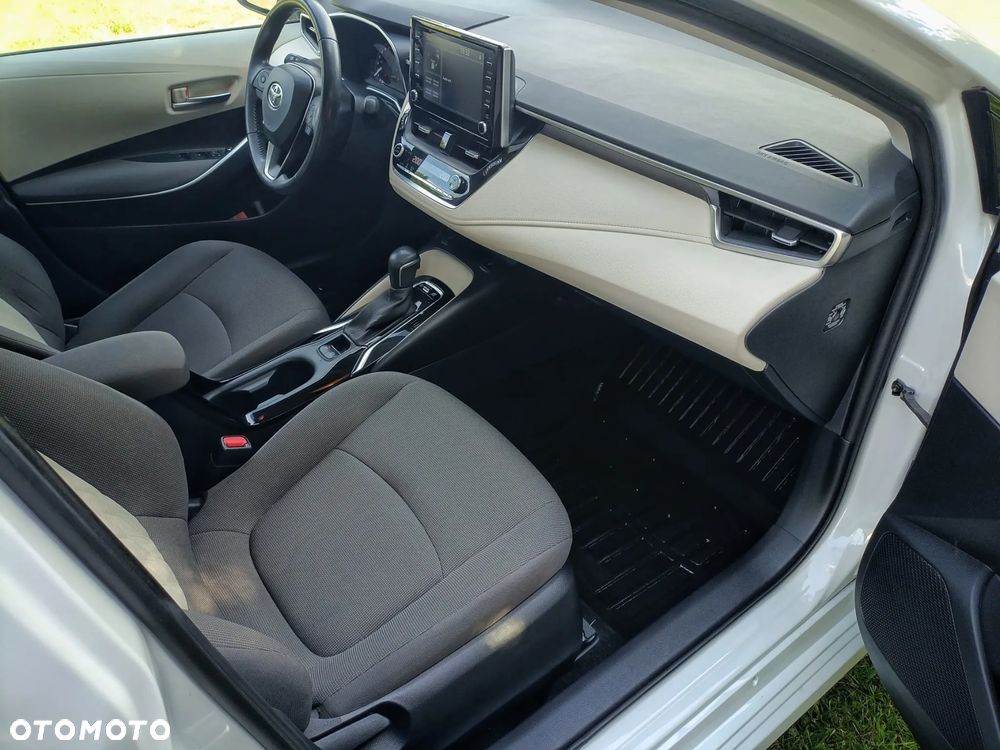 Toyota Corolla 1.8 Hybrid Comfort - 9