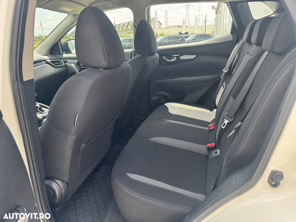 Nissan Qashqai 1.3 DIG-T DCT ACENTA - 20