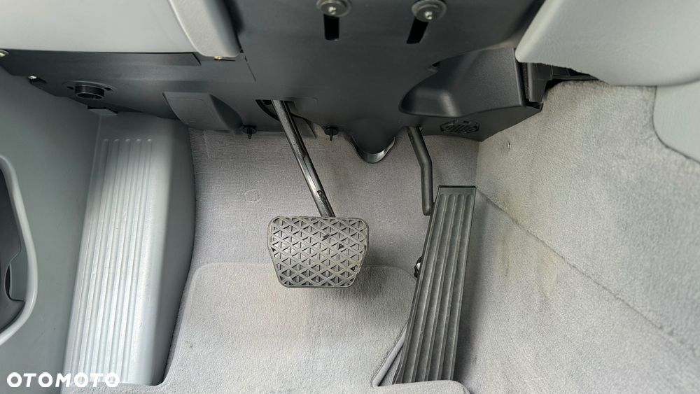 BMW Seria 5 - 32