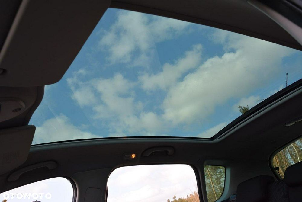 Peugeot 3008 Hybrid4 - 26