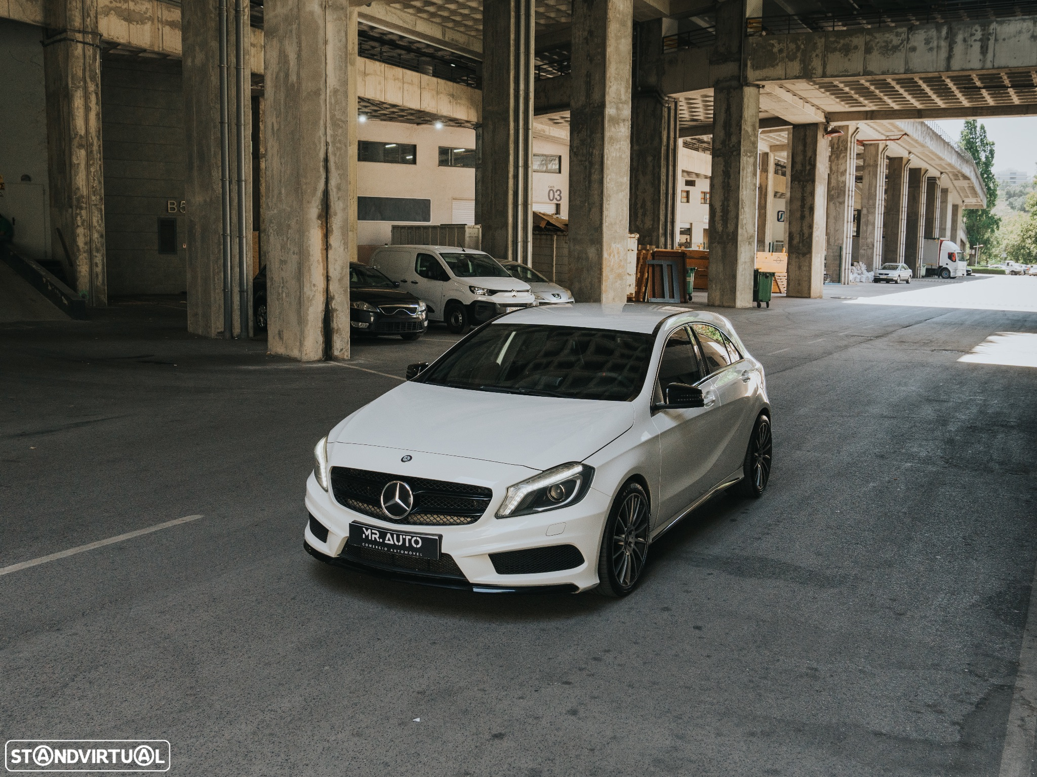 Mercedes-Benz A 180 CDI (BlueEFFICIENCY) - 2