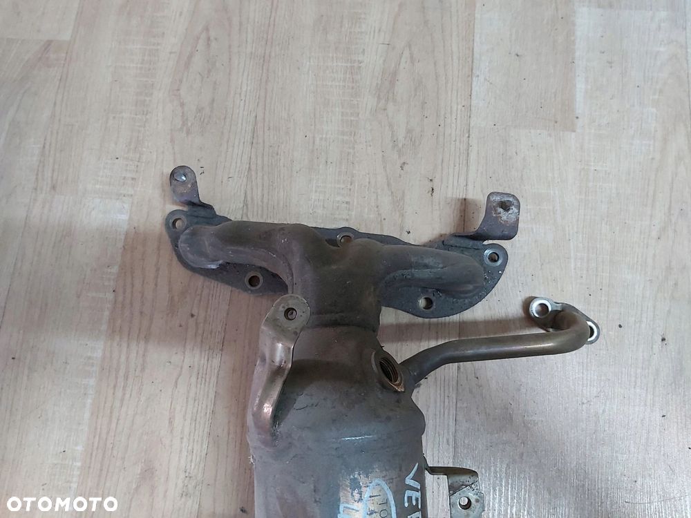 Toyota Yaris III 1,3 1,33 Katalizator kolektor wydechowy Verso - S - 2