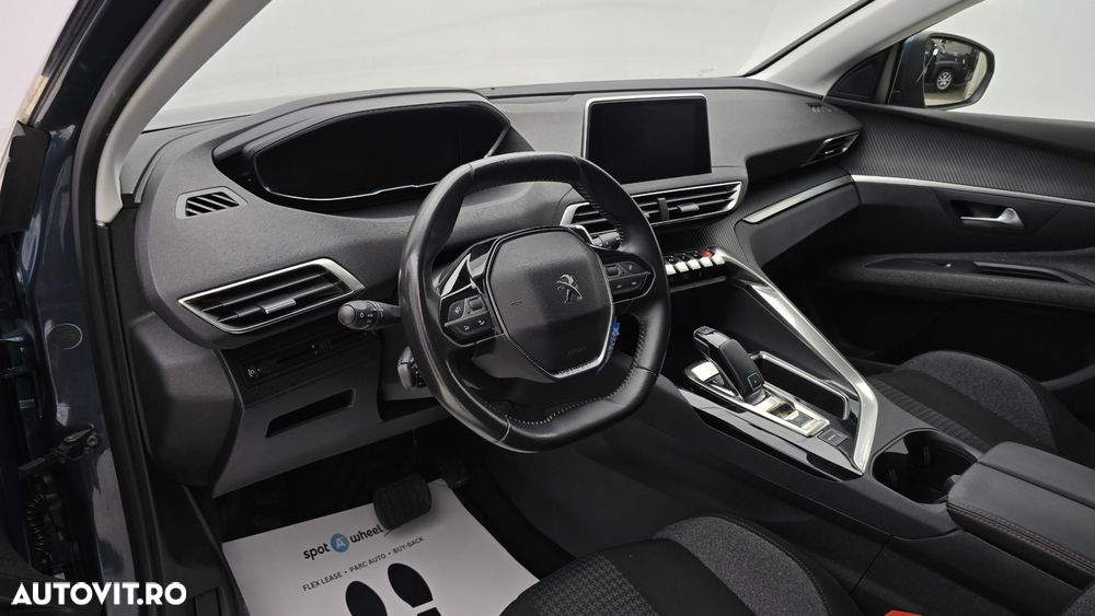 Peugeot 5008 - 14