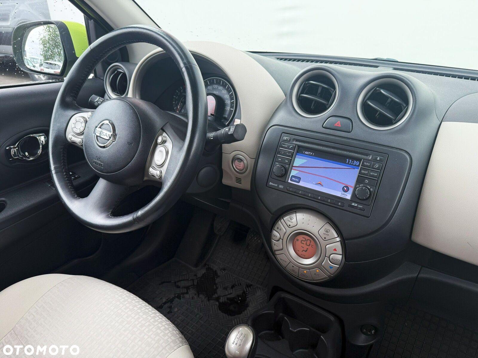 Nissan Micra 1.2 Tekna - 31