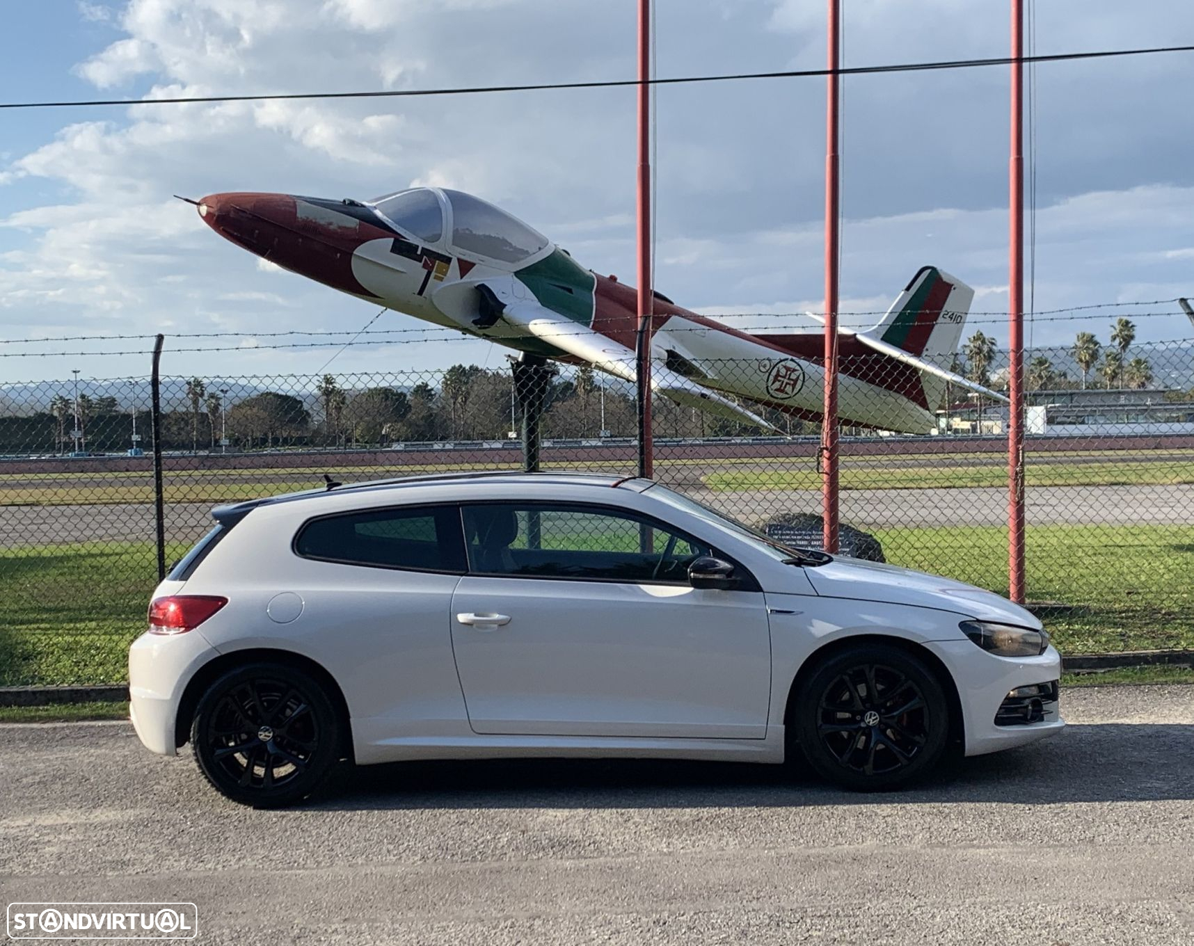 VW Scirocco 2.0 TDI R-Line DSG - 6