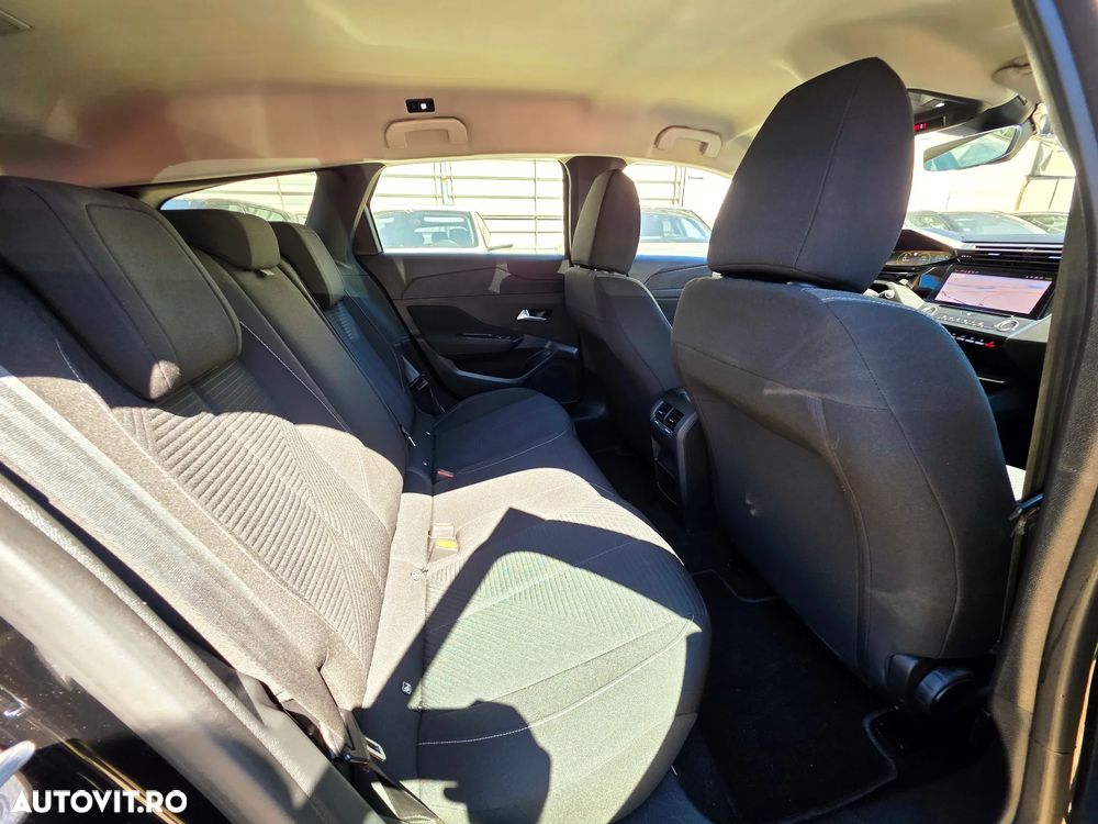 Peugeot 308 1.6L 180 EAT8 PHEV Allure Pack - 19