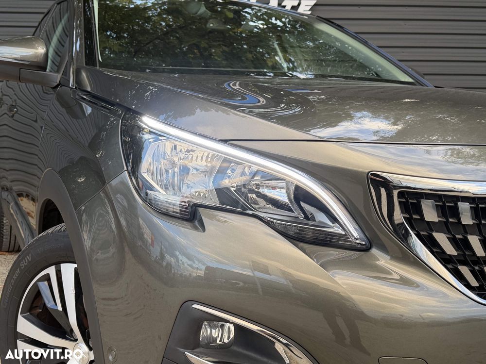 Peugeot 3008 BlueHDi 130 Stop & Start EAT8 Allure - 28