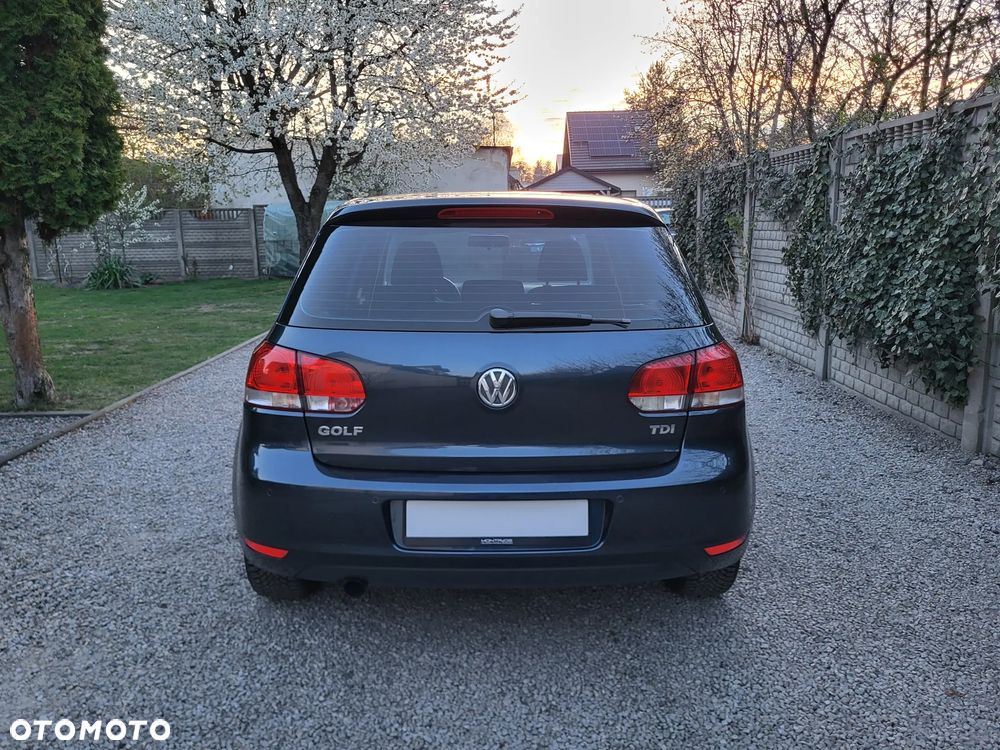 Volkswagen Golf - 5