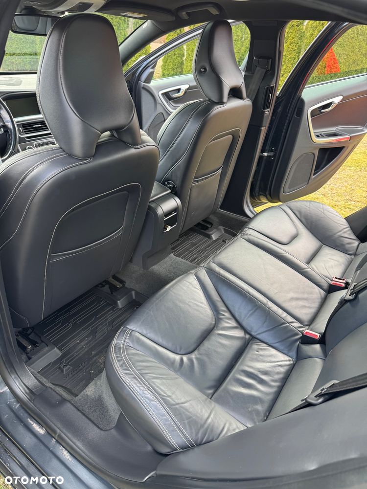 Volvo S60 T5 Geartronic - 25