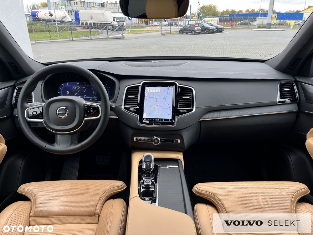 Volvo XC 90 - 32