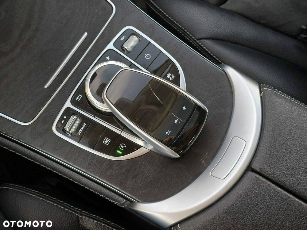 Mercedes-Benz GLC - 17