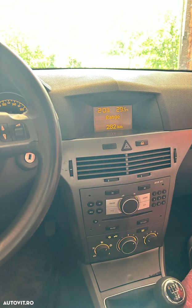 Opel Astra - 2